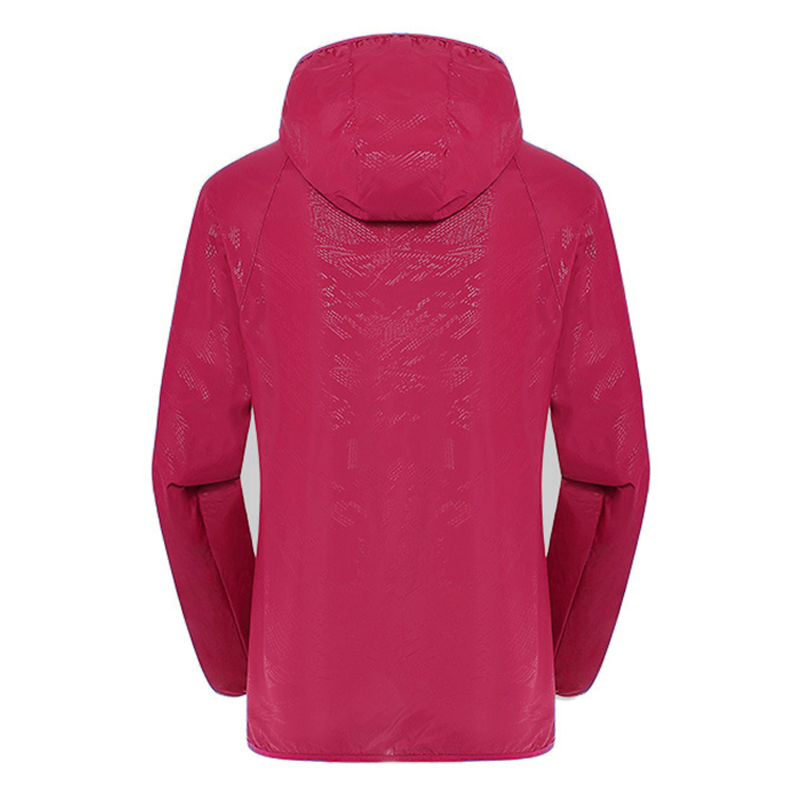 LNGXO المشي لمسافات طويلة سترة - مراجعة Running Gear Rain وسعره