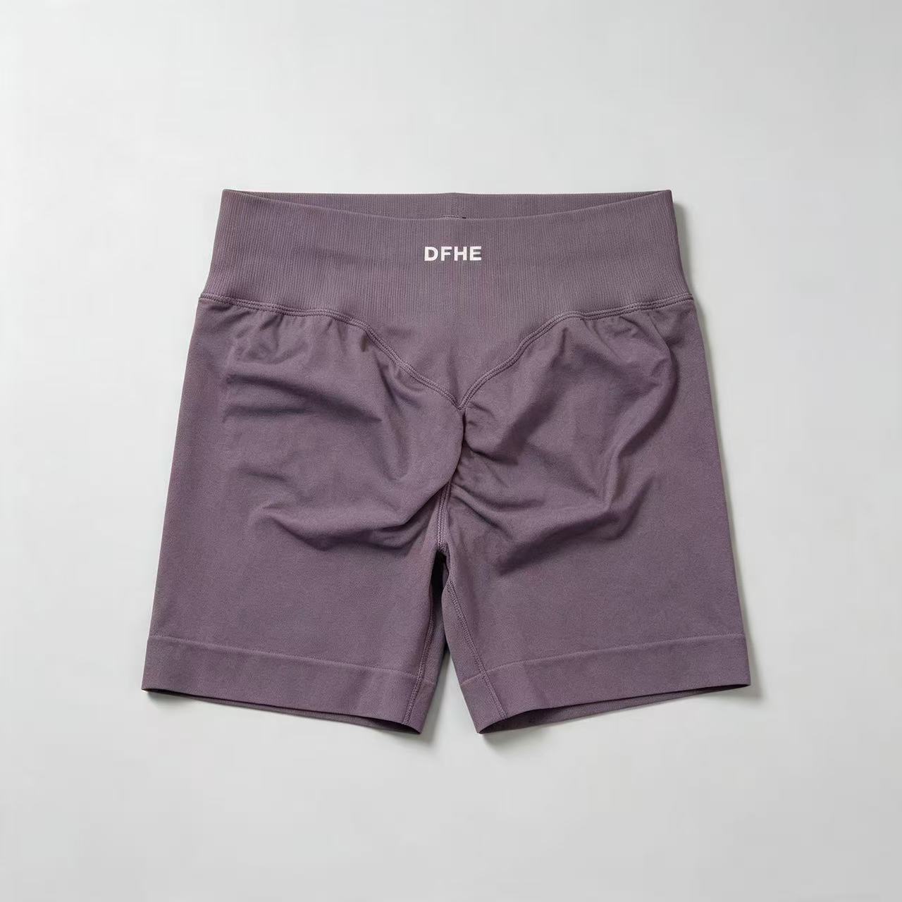 شورت يوغا نسائي عالي الخصر من  - مراجعة Running Gear Woman وسعره