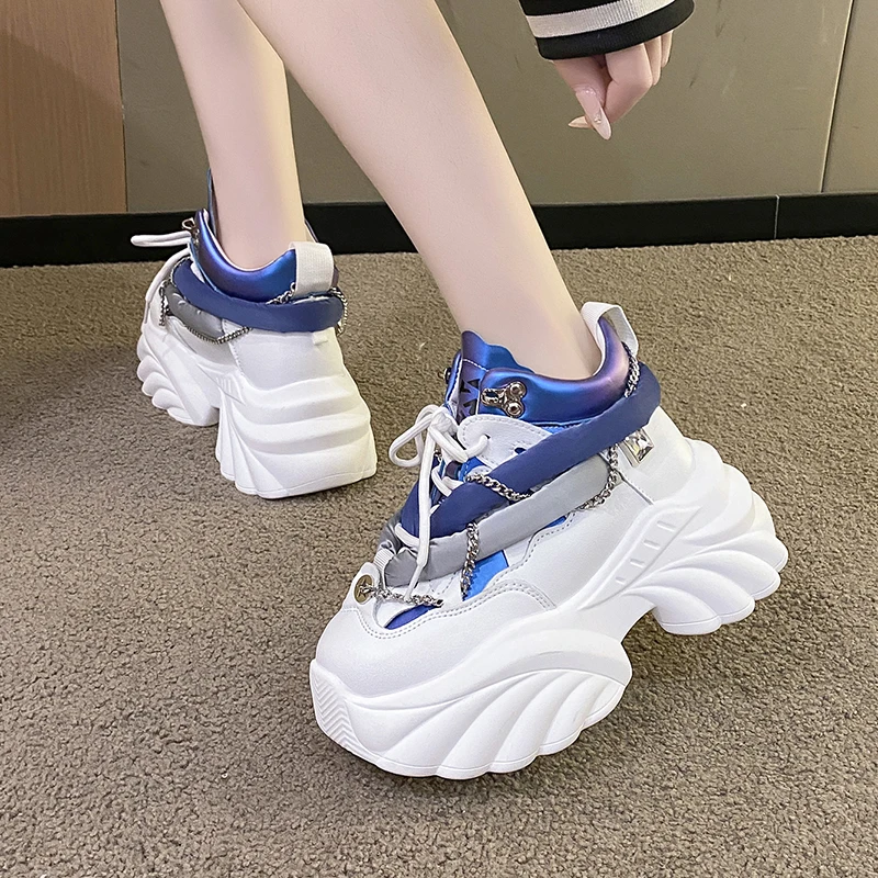 جميل Kawaii النساء أحذية رياضي - مراجعة Running Gear Woman وسعره